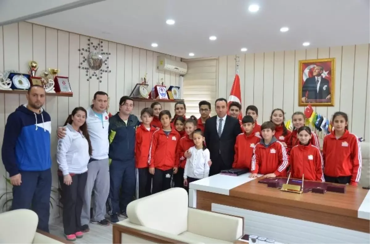 Bilecik Temsilcisi Masa Tenisi ve Judo Takımları Analig\'e Uğurlandı