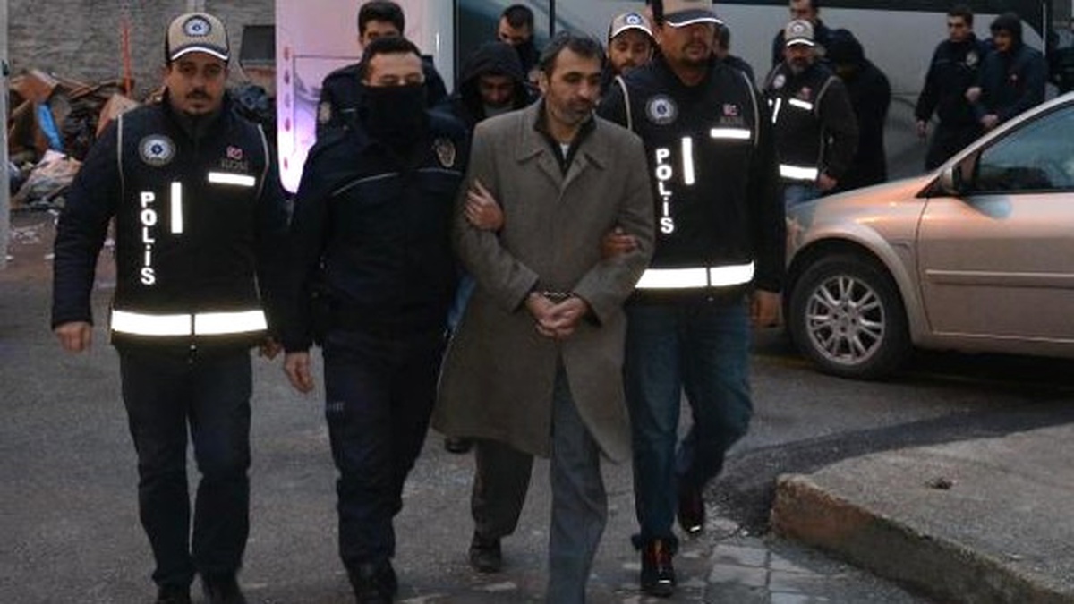 Fetö Operasyonunda Gözaltına Alınan 24 Kişi Adliyede