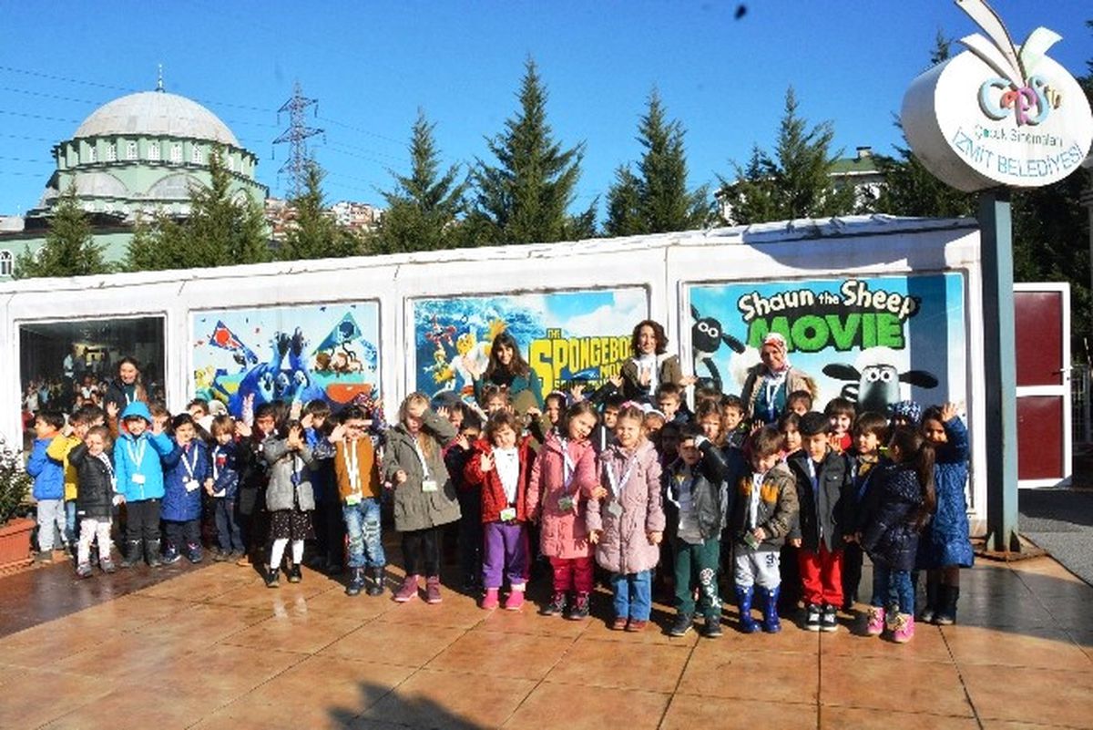 Çocuklara, Haftanın 5 Günü Sinema Bedava