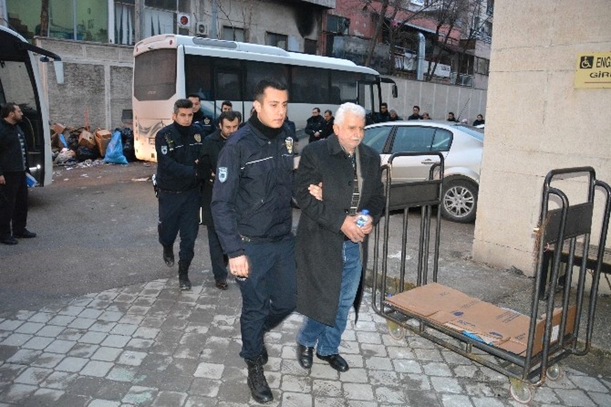 Derste Fetö Propagandası Yapan Öğretmen Tutuklandı