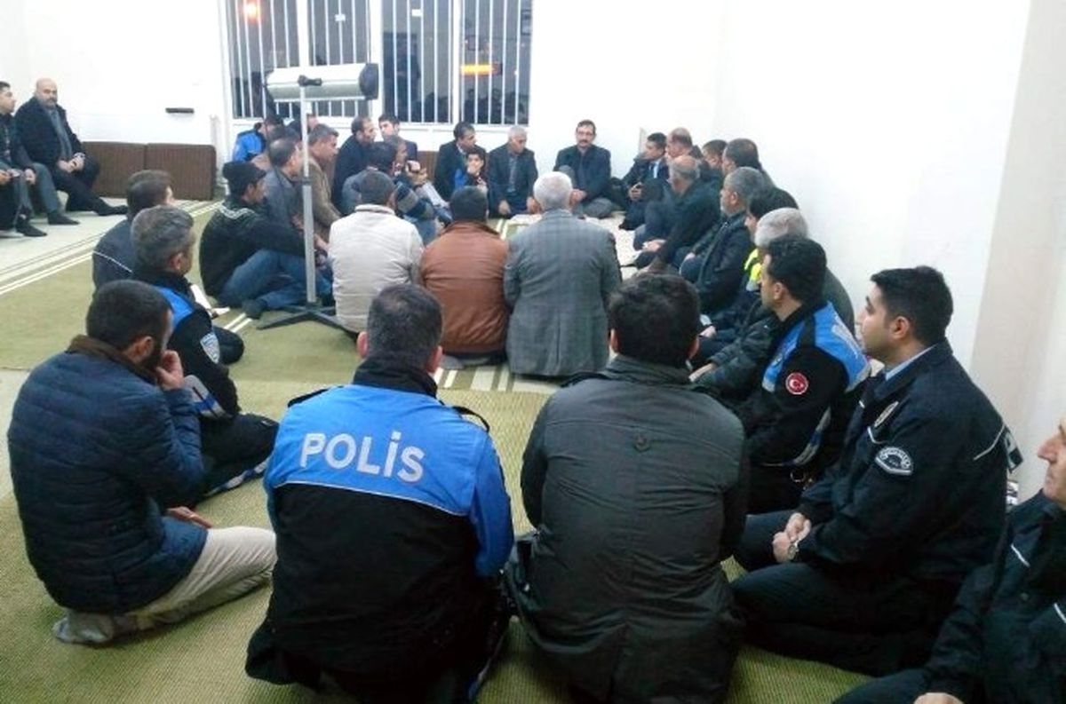 Emniyet Müdürü Alper, Vatandaşlar ile Toplantıda Bir Araya Geldi