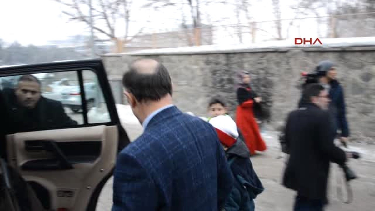 Erzurum Valisi\'nden Çocuklara: Tatili Iyi Değerlendirin Daha Tatil Yok