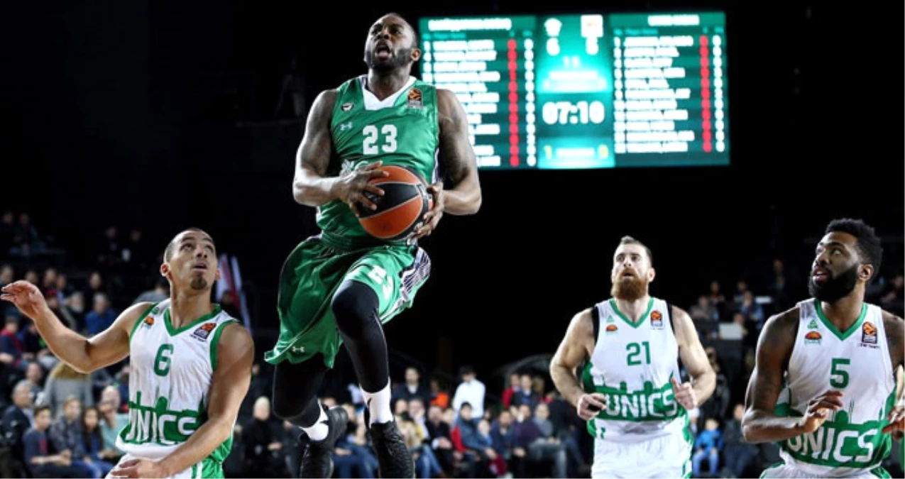 Euroleague\'de Darüşşafaka Doğuş, Unics Kazan\'ı 71-64 Yendi