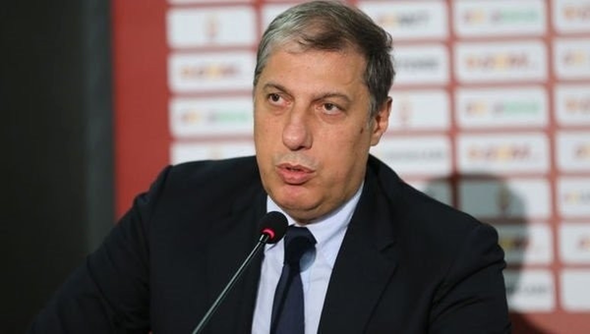 Galatasaray\'ın Transfer Etmek İstediği Futbolcu Elden Kaçtı