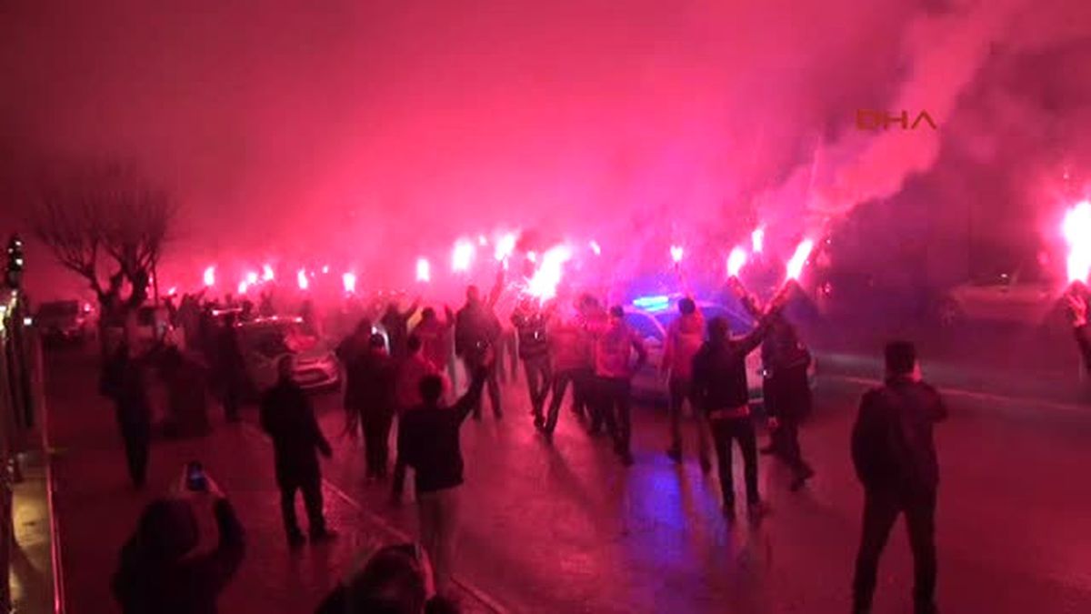 Galatasaray, Karabük\'te Coşkuyla Karşılandı