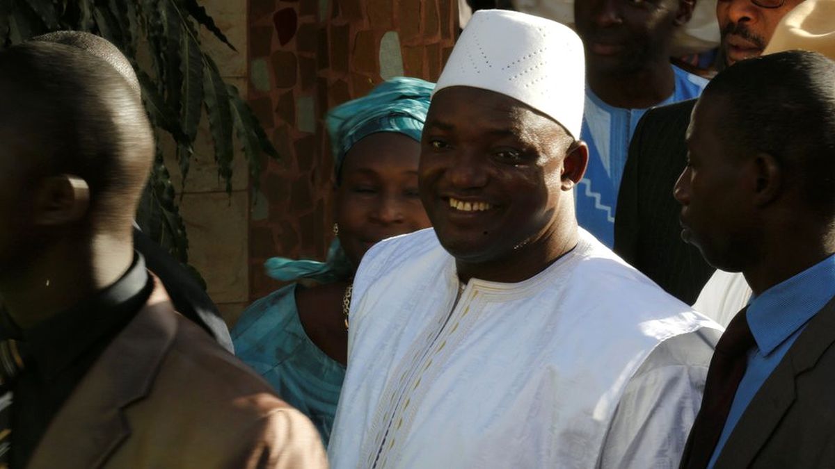 Gambiya\'da Başkanlık Krizi: Senegal Ordusu Ülkeye Girdi