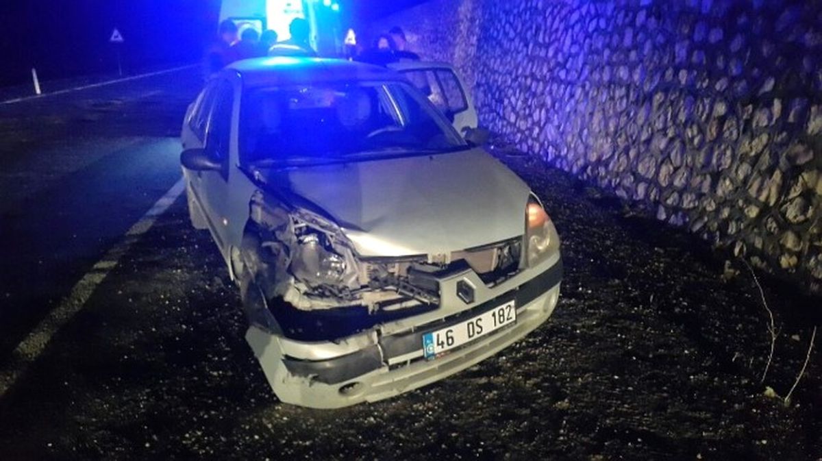 Gölbaşı İlçesinde Otomobil ile Tır Çarpıştı: 1 Yaralı