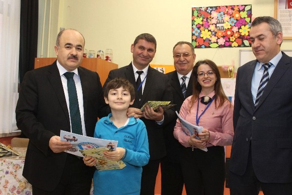 Karneler Vali Zülkif Dağlı\'dan