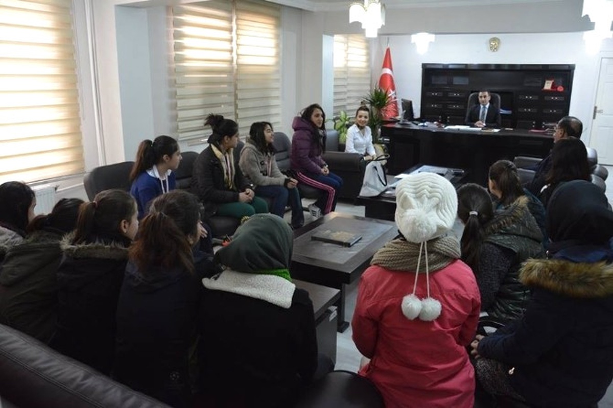 Kaymakam Alibeyoğlu, Başarılı Sporcuları Kabul Etti