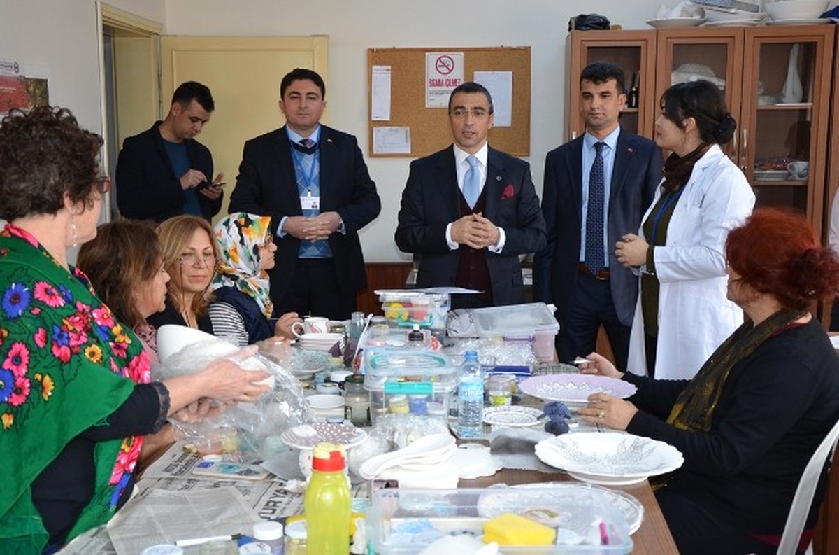 Kaymakam Arslan Kursiyerlerin Çalışmalarını İzledi
