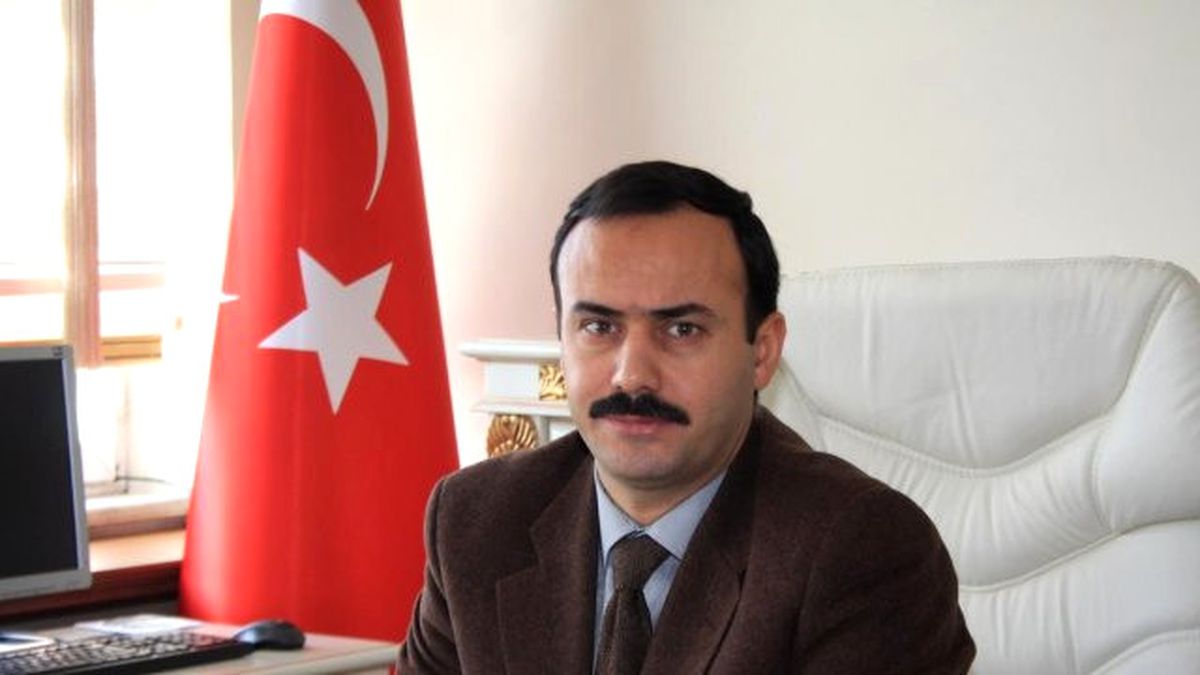 Kaymakam Taşdan\'a Veda Yemeği