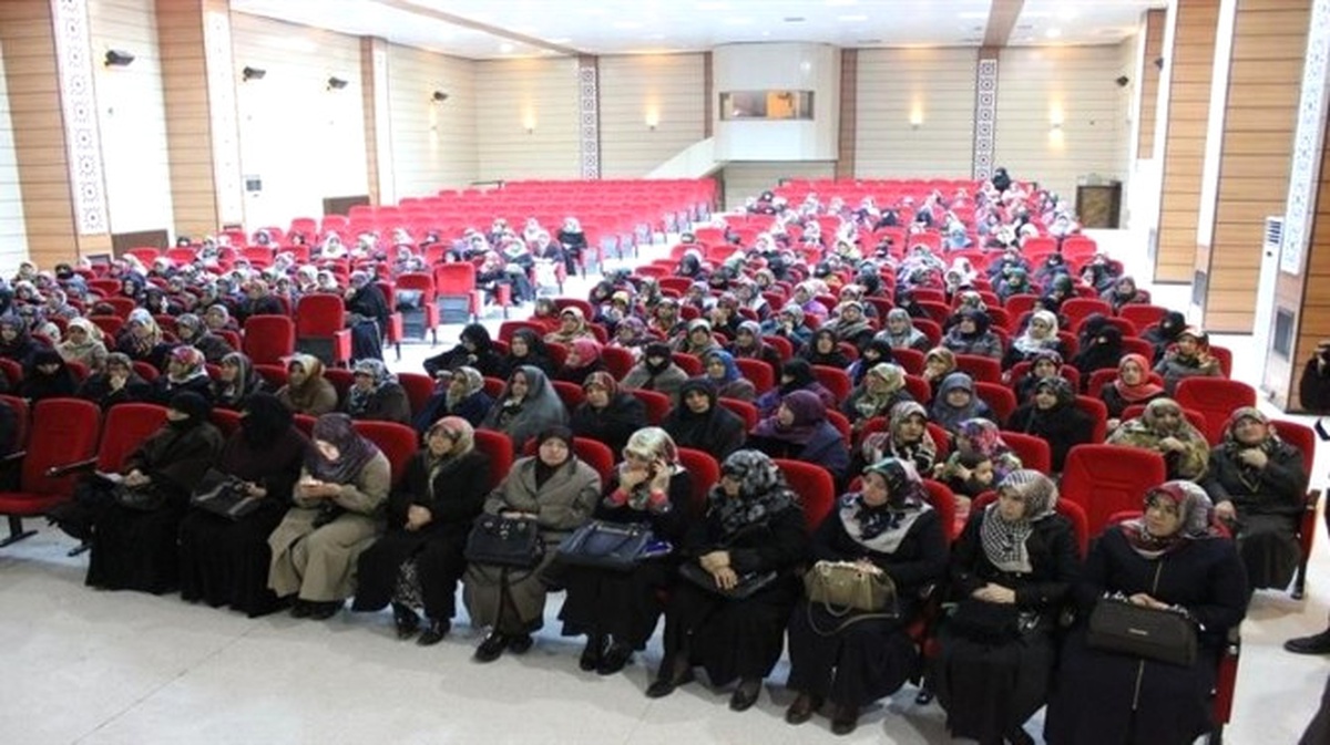 Kur\'an Kursu Öğreticilerine ve Öğrencilerine "Afet Eğitimi" Semineri