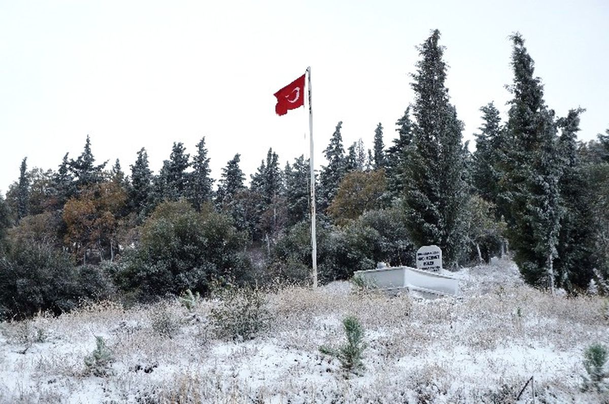 Lapseki Beyazlara Büründü