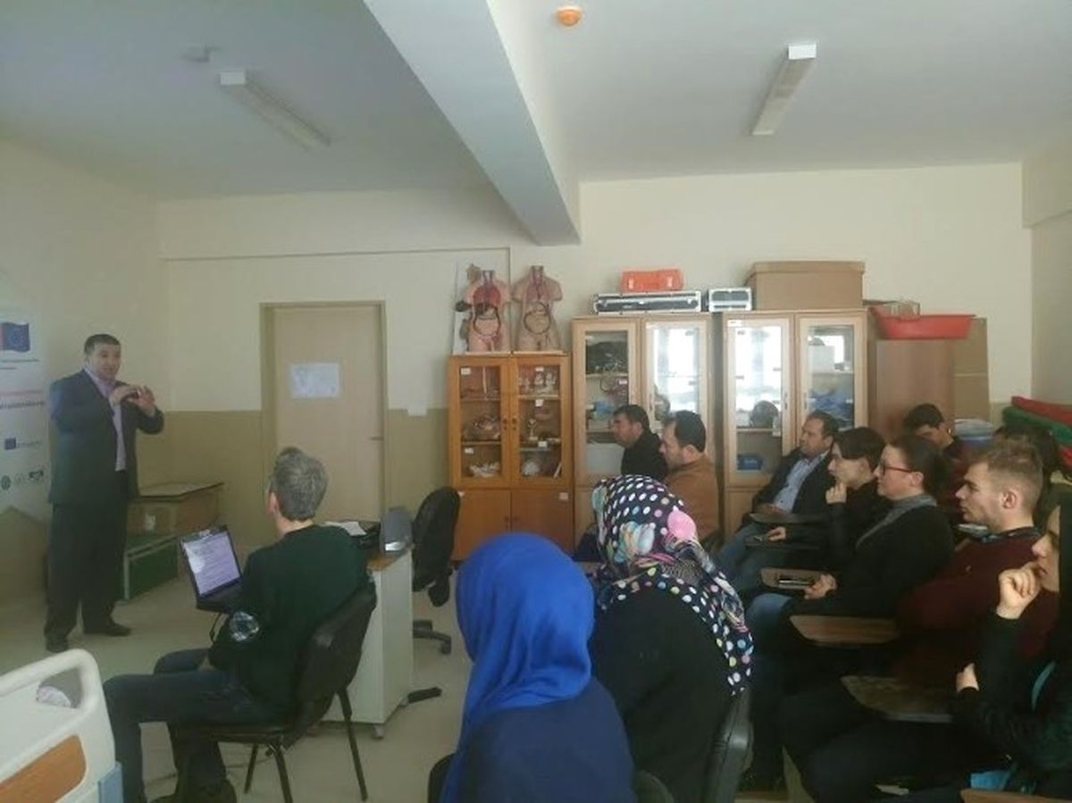 Manisalı Öğrenciler Almanya\'da Staj Yapacak