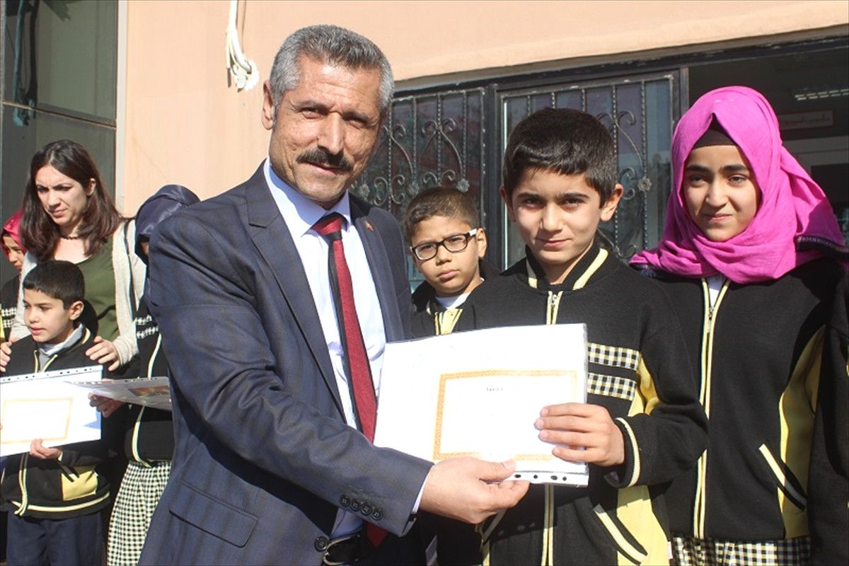 Okullarda Karne Heyecanı