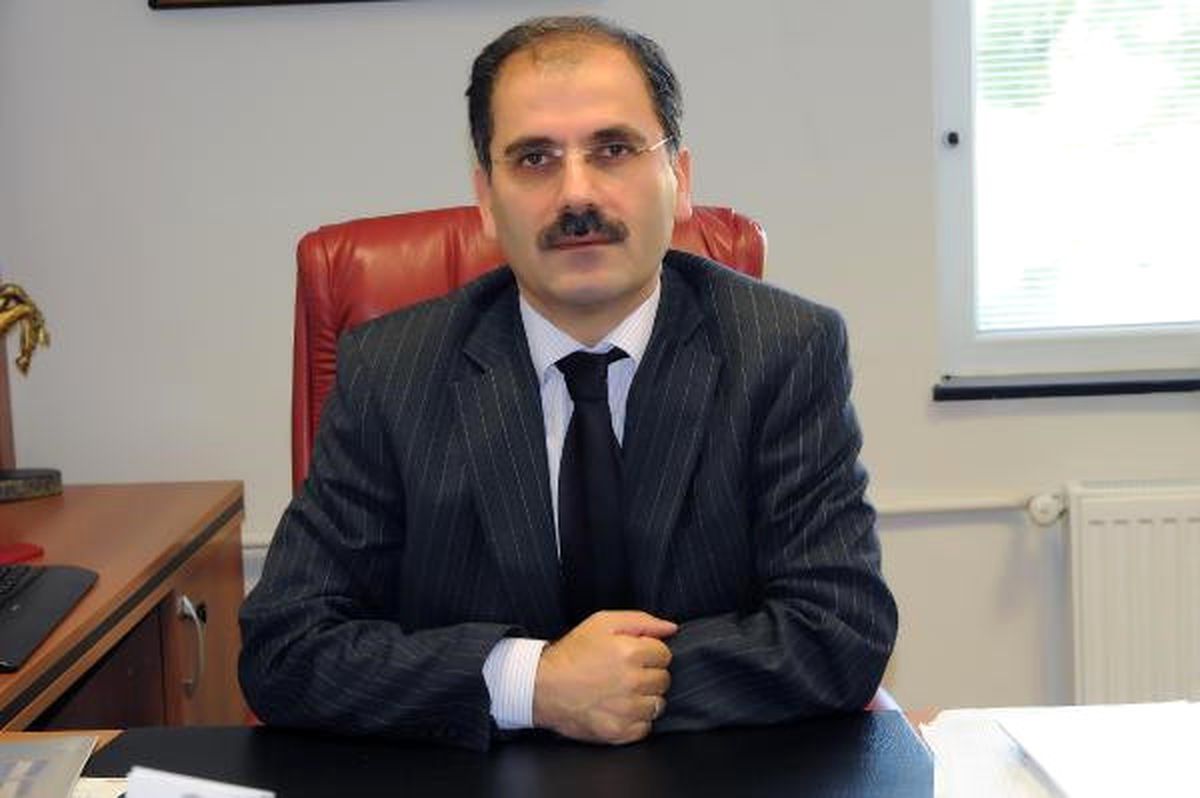 Prof. Dr. Esen: Gribi Taklit Eden Virüsler de Hasta Ediyor
