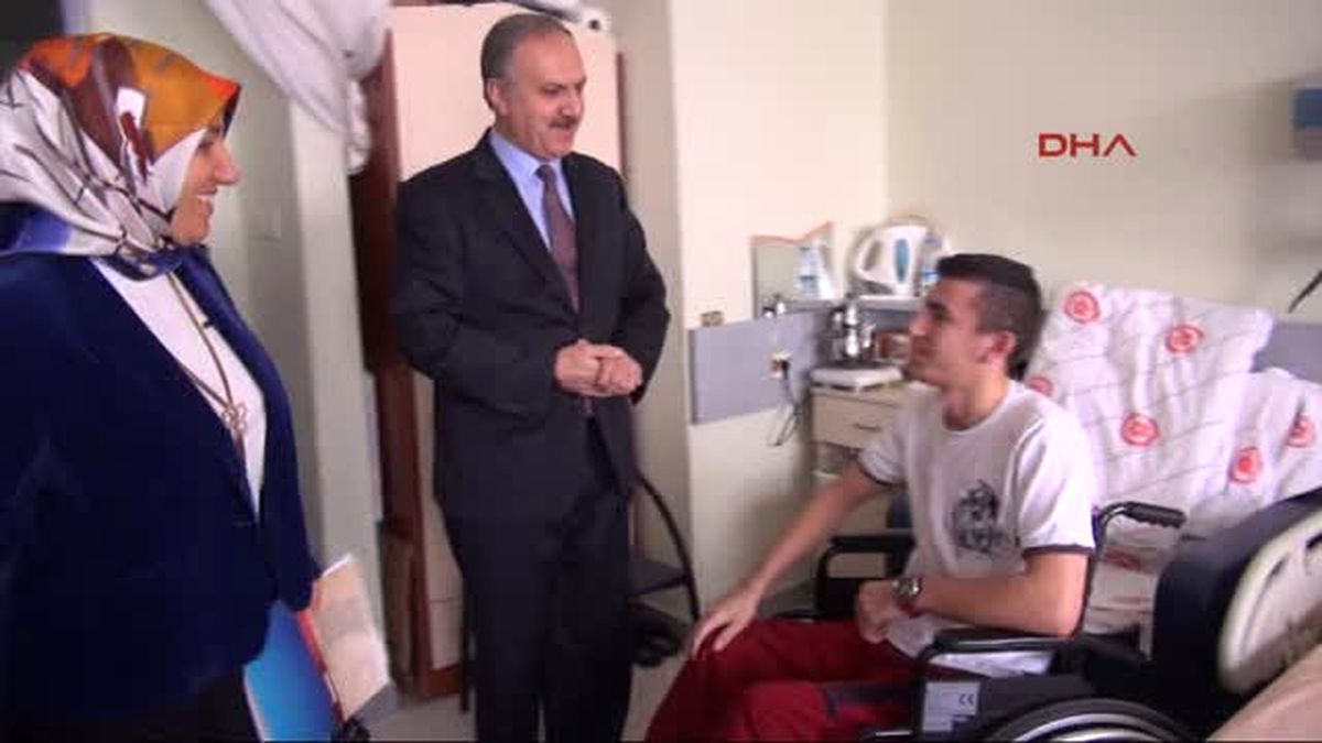 Sivas Liseli Ahmet, Karne Sevincini Hastanede Yaşadı