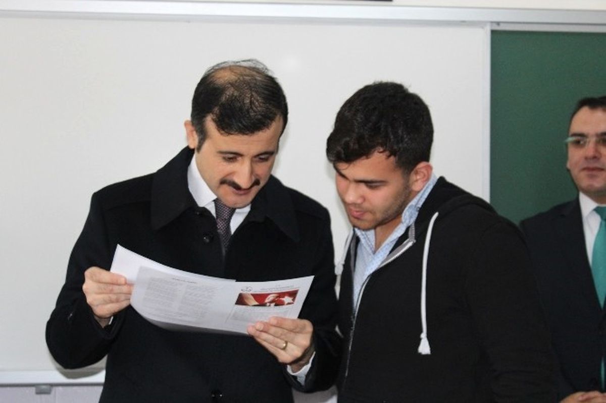 Sungurlu\'da 9 Bin 662 Öğrenci Karne Aldı