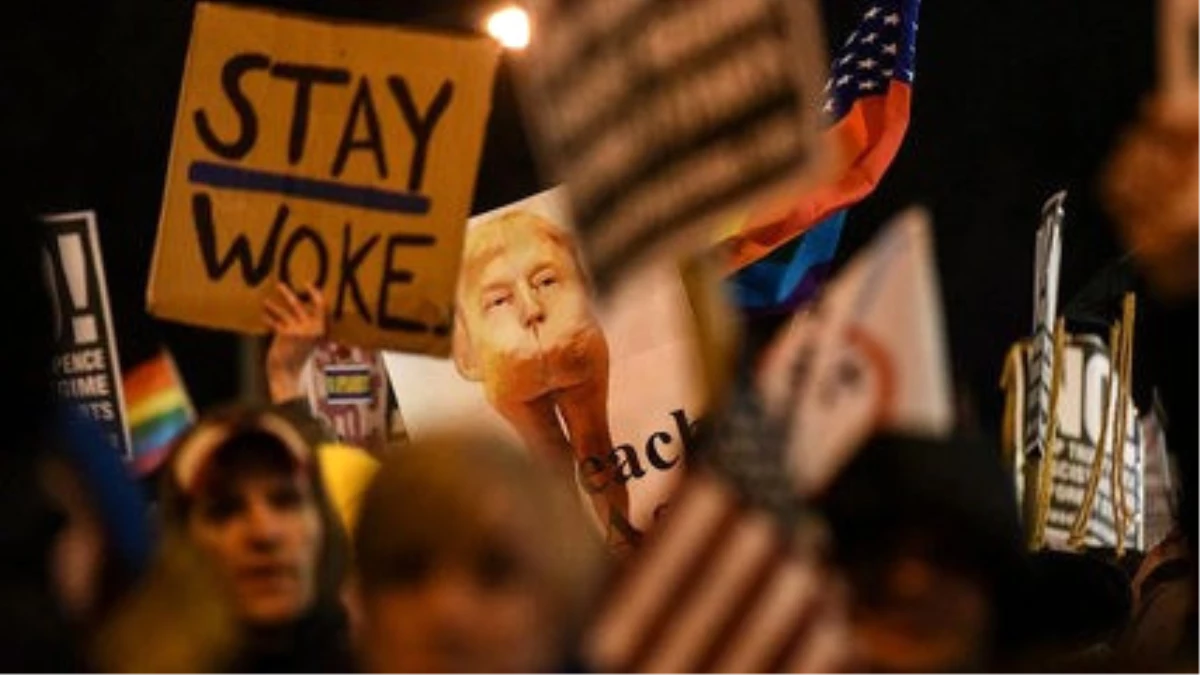 Trump Karşıtları Washington ve New York Sokaklarında