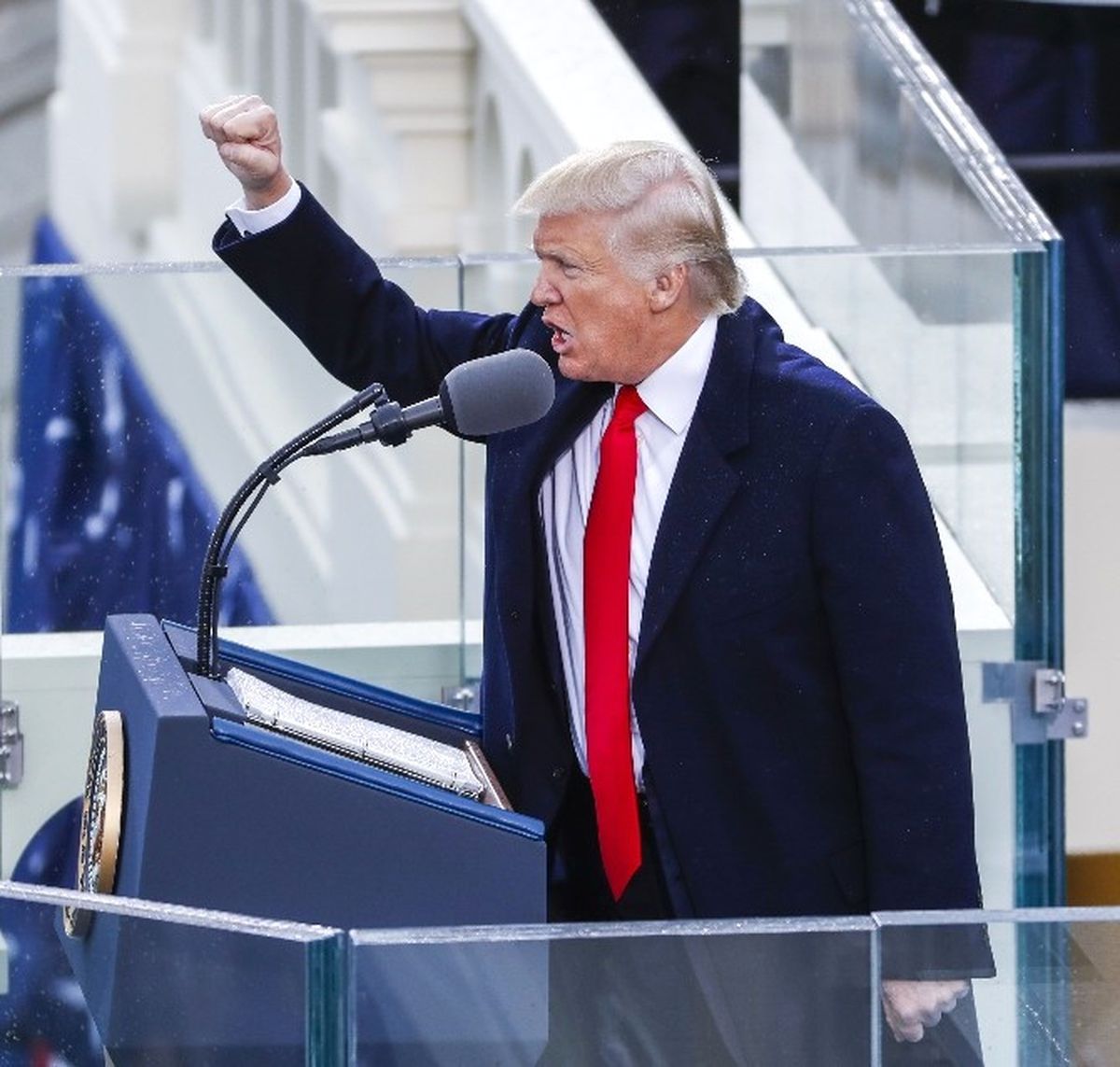 Trump, Top Atışıyla Başkanlık Görevini Devraldı
