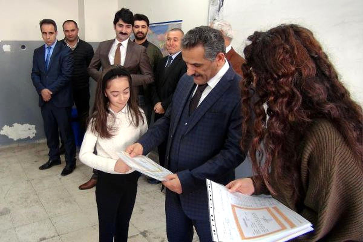 Vali Kaymak: Tunceli\'de Eğitim Tek Sermaye