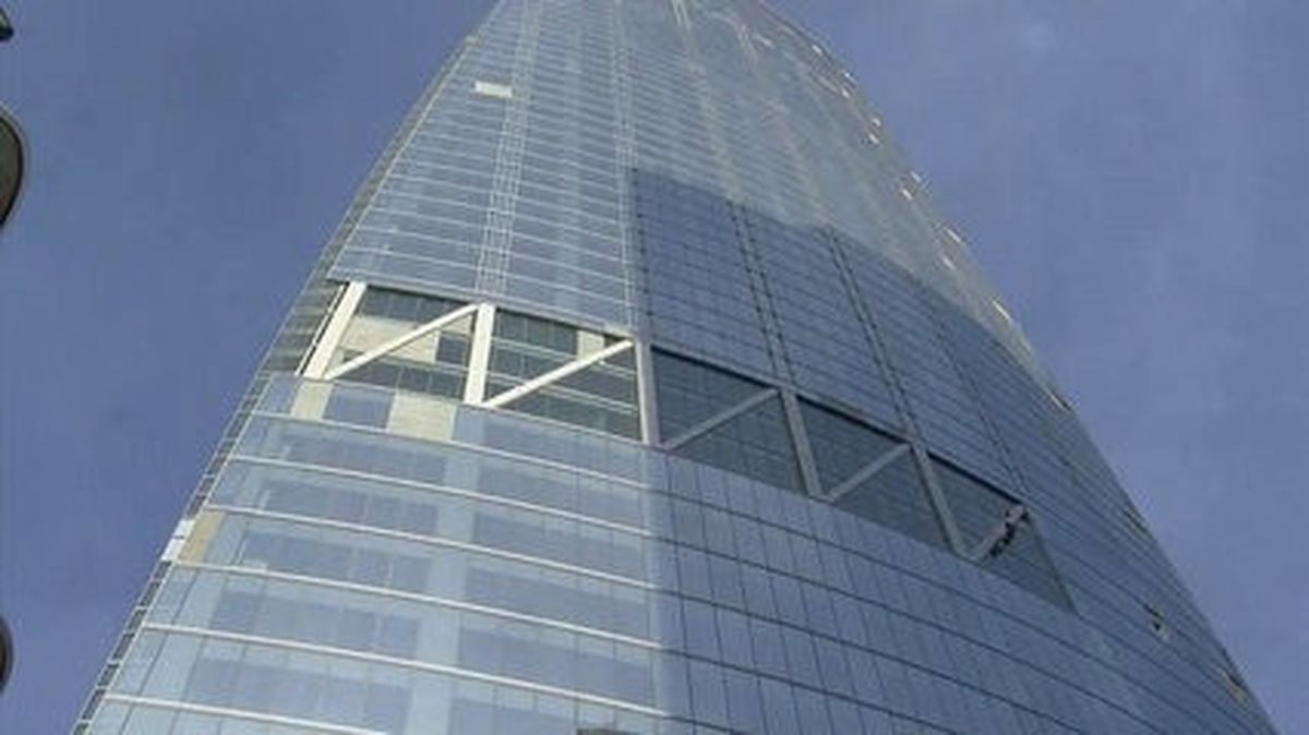 Wilshire Grand Center Deprem Testinde