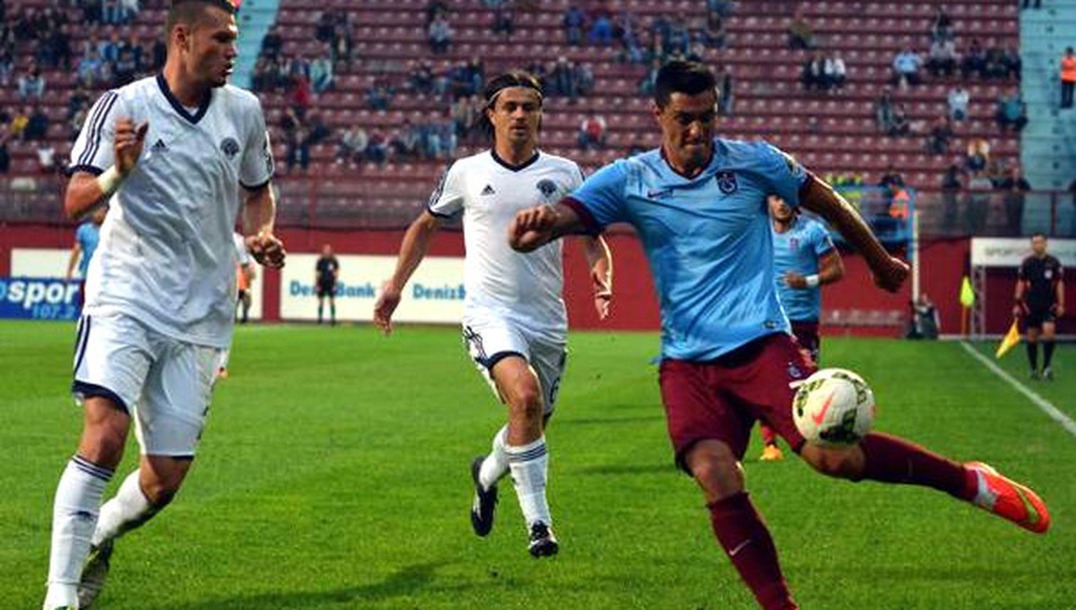 Yanal ve Özdeş\'in Duygusal Buluşması