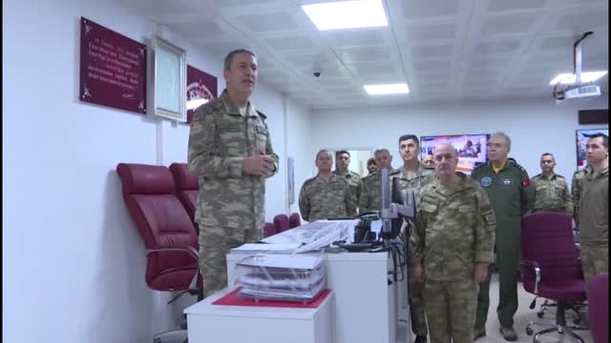 Genelkurmay Başkanı Akar, Sınır Hattında