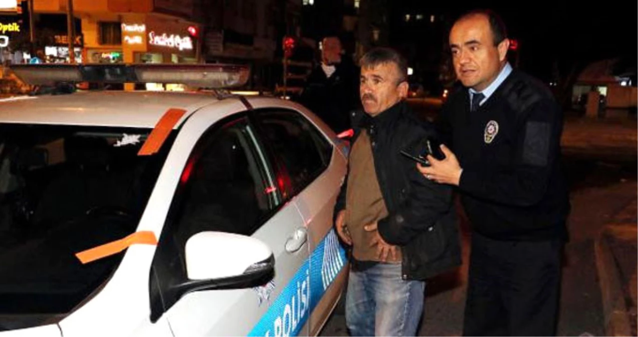 Alkollü Sürücü Cezayı Yiyince, Polise "Ne Olur Yapma Bunlar Olağan Şeyler" Dedi