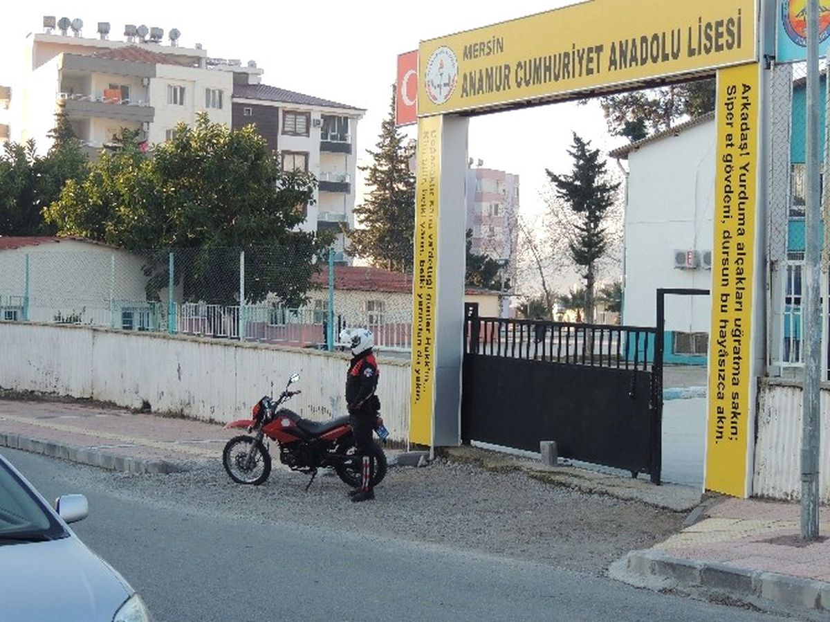 Anamur\'da Gençlerle El Ele Projesi\'nde Yarı Yıl Başarılı Geçti