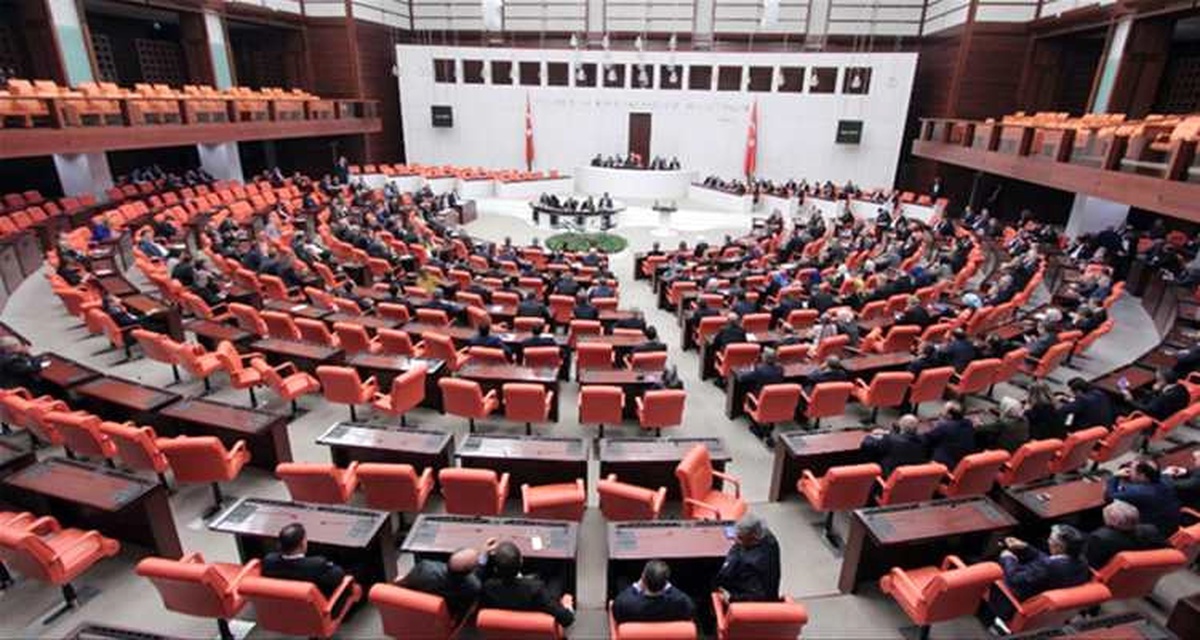 Anayasa Değişiklik Teklifinin 17. Maddesi 341 Oyla Kabul Edildi.