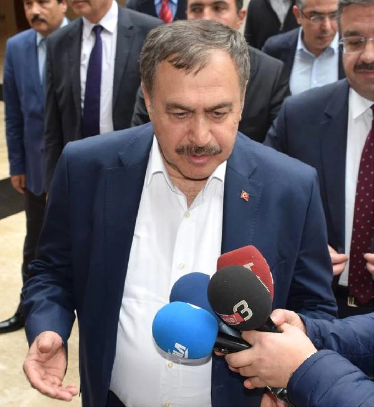 Bakan Eroğlu, Anayasa Değişikliği Toplantısına Katıldı