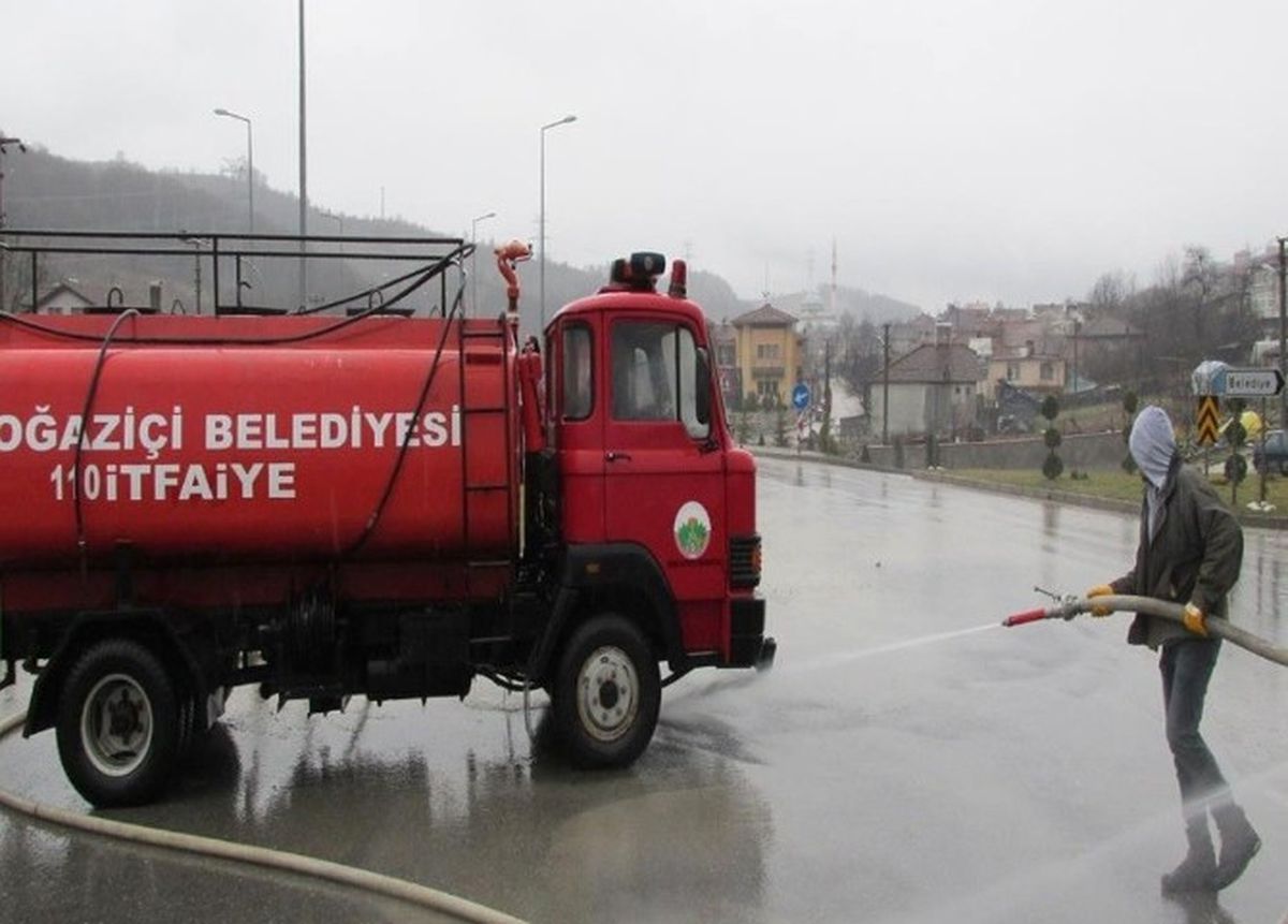 Boğaziçi\'nde Kar Kalktı Temizlik Başladı
