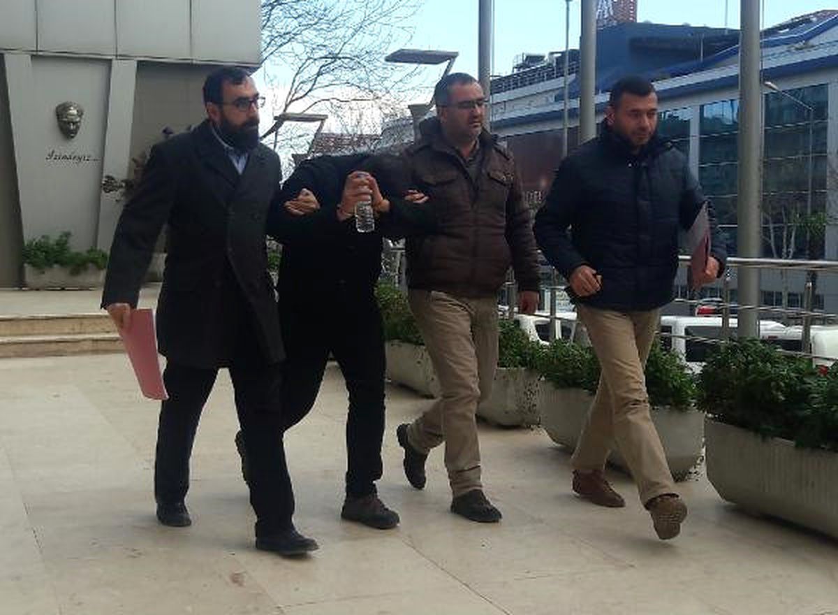 Bursa\'da Fetö Bahanesiyle Dolandırıcılığa Suç Üstü