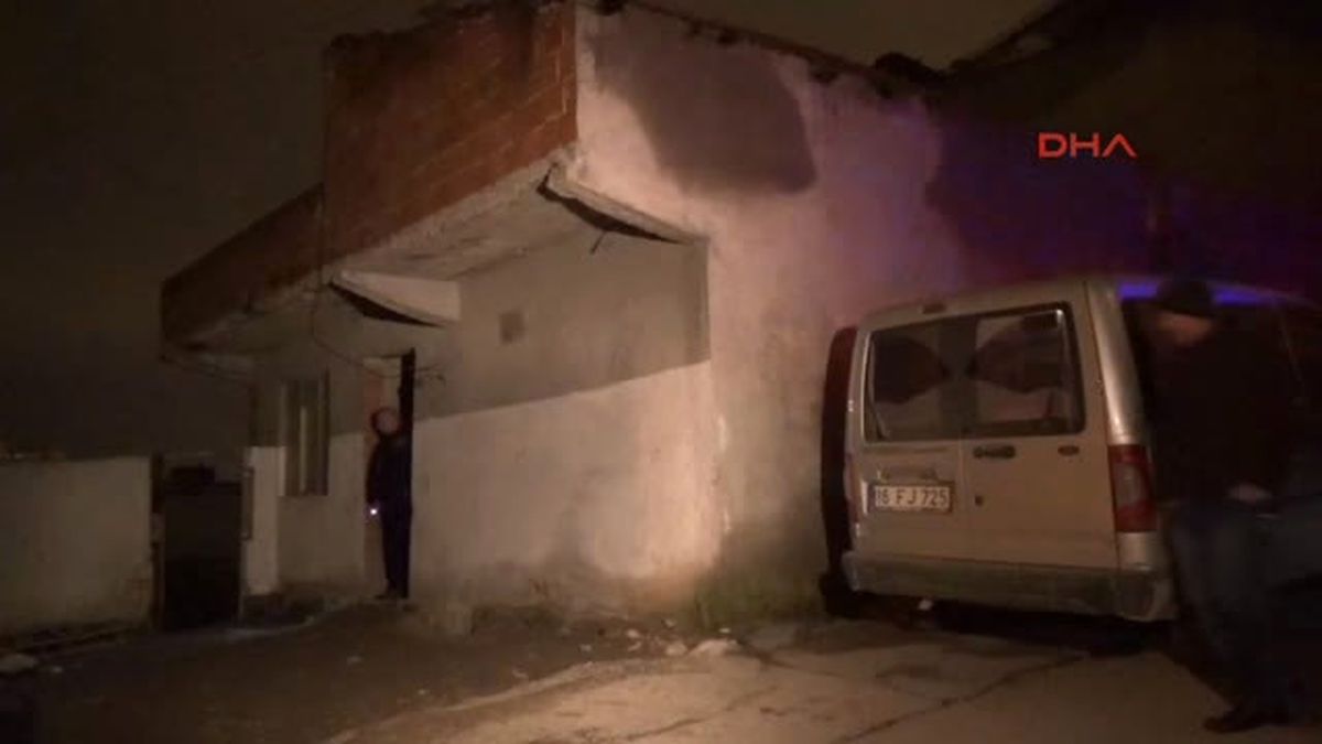 Bursa - Elektrikli Soba Kanepeyi Tutuşturdu, Dumandan Zehirlenip Öldü