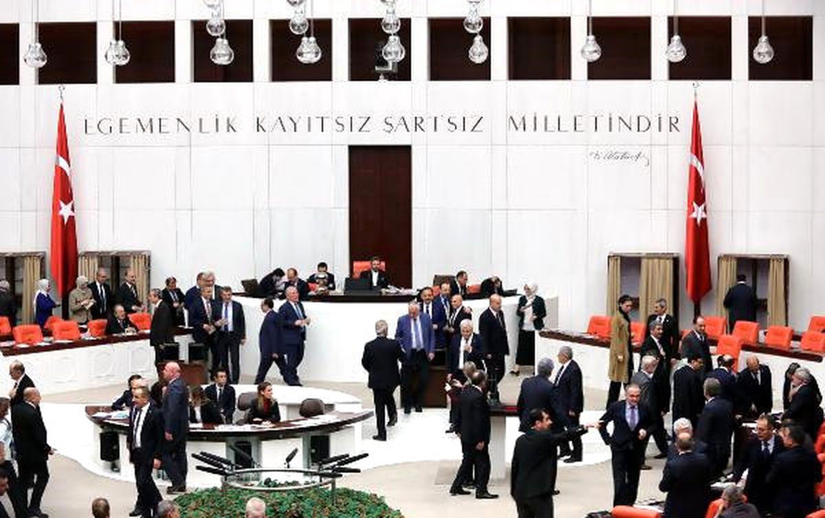 17\'nci Madde 341 Oyla Kabul Edildi
