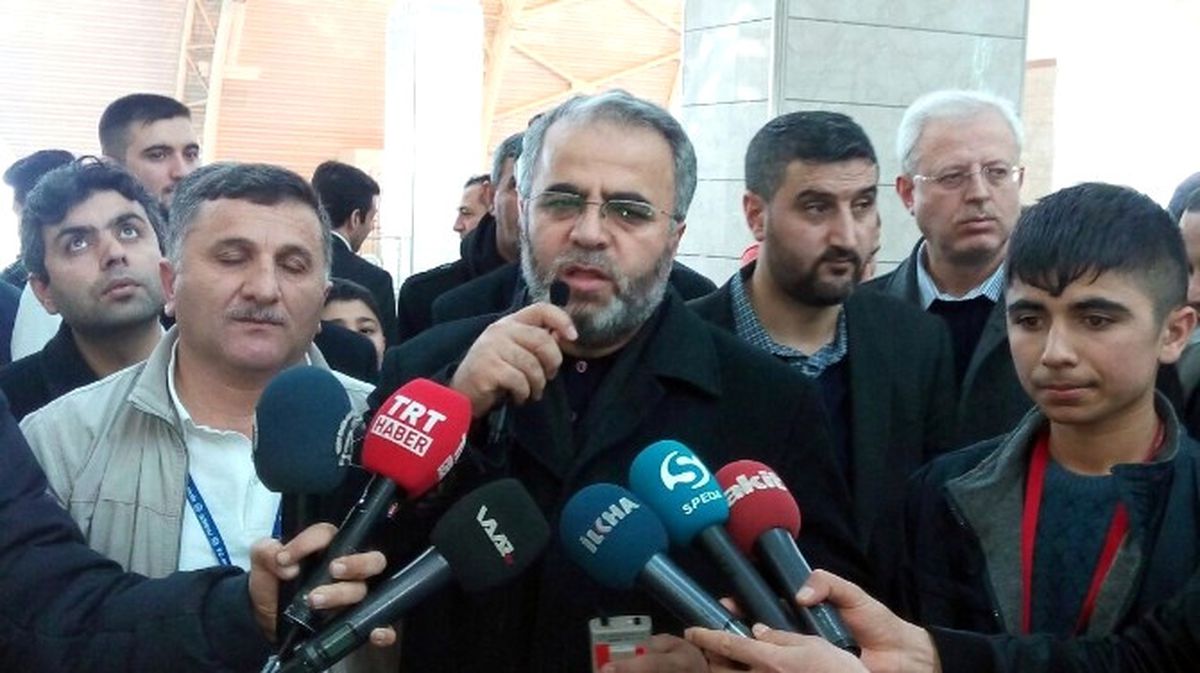 Diyarbakır\'da Siyer Sınavında Başarılı Olan Öğrenciler Umreye Gönderildi