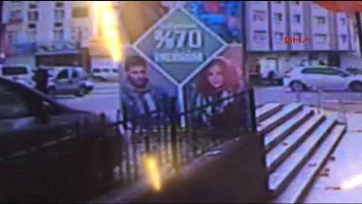Esenyurt\'ta Polise Ateş Açan Saldırganın Kaçış Anından Yeni Görüntü