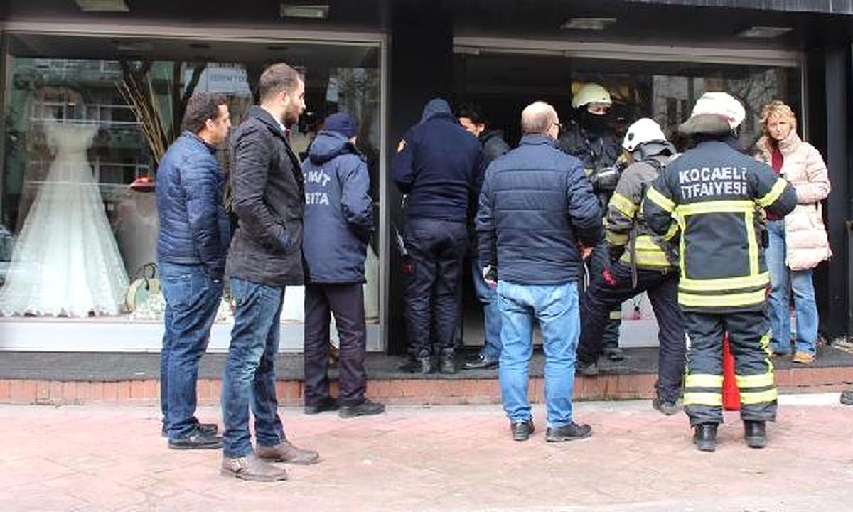 Gelinlik Mağazasında Yangın