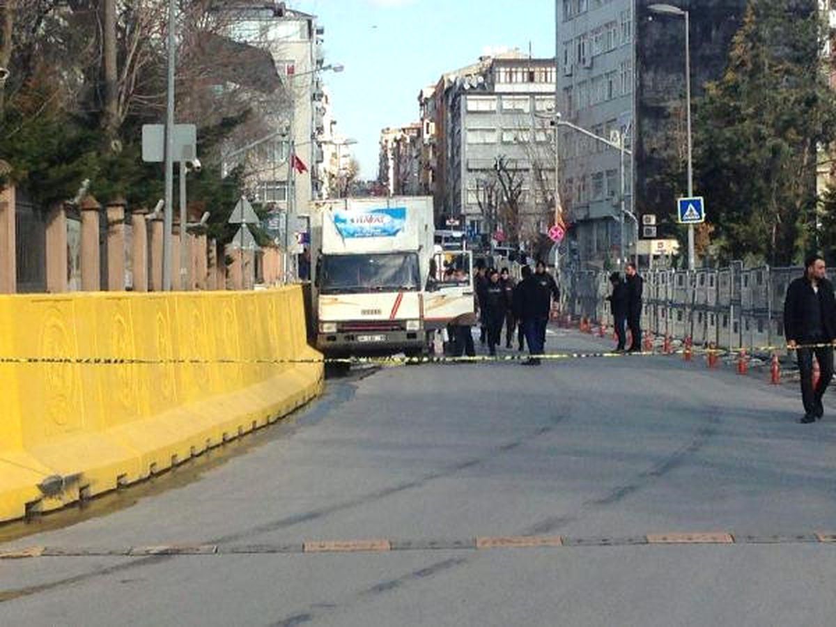 İstanbul Emniyet Müdürlüğü Çevresinde Silah Sesleri