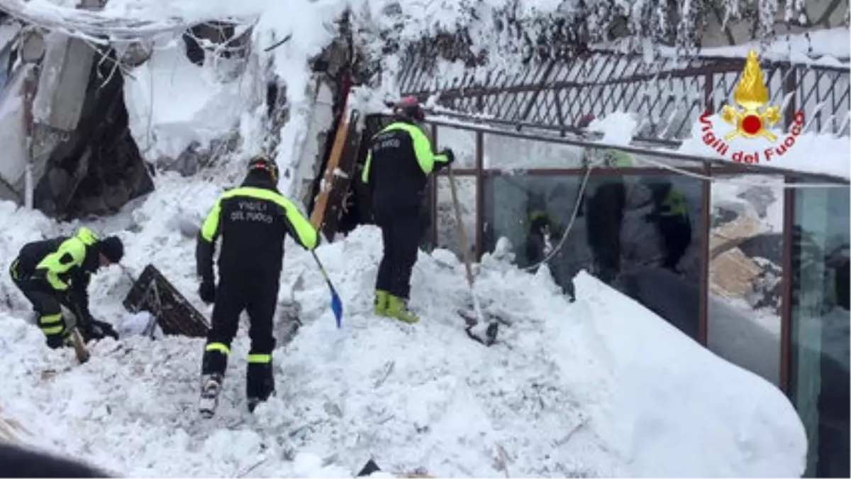 İtalya: "Deprem Öldürmüyor Fakat İnsan Hatası Öldürüyor"