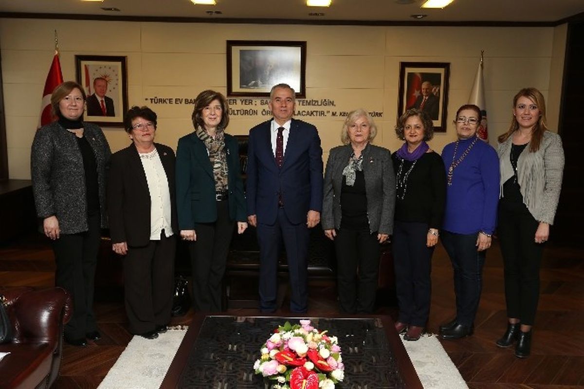 Kadın Hakları Derneği\'nden Başkan Zolan\'a Ziyaret