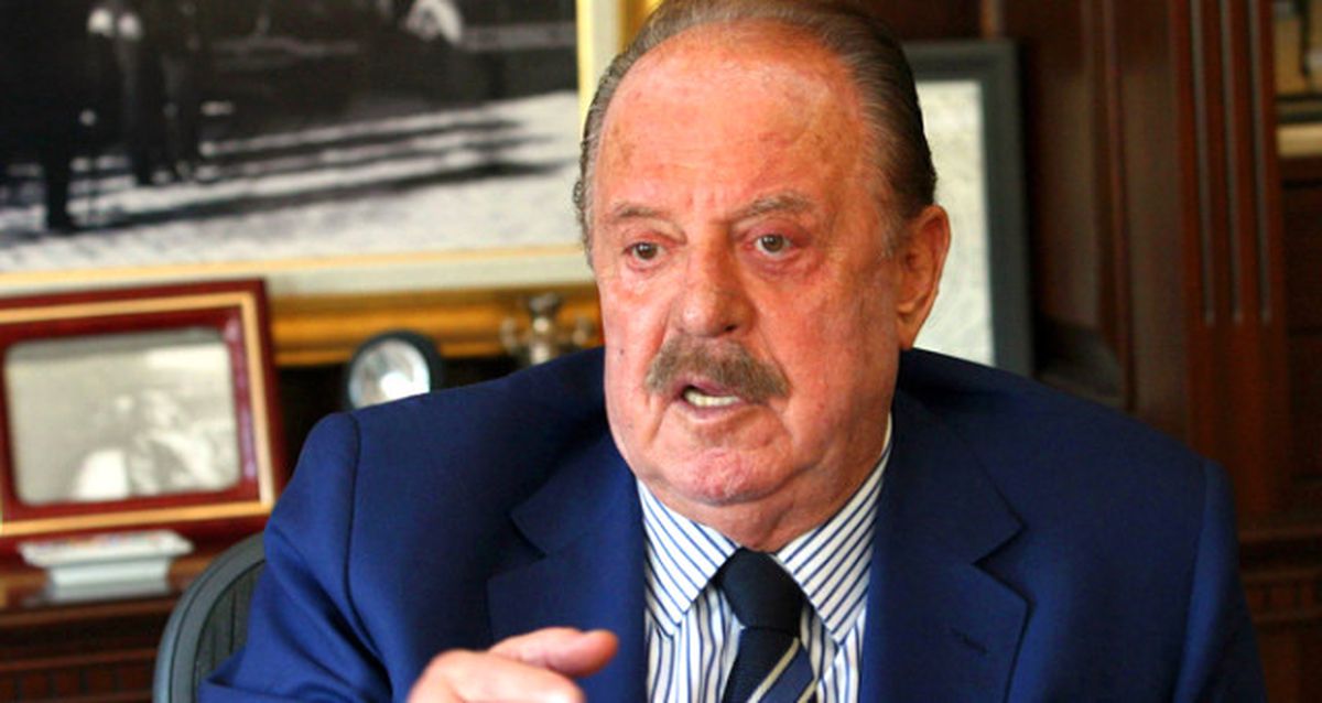 Kadir Hatipoğlu: "İlhan Cavcav Yoğun Bakımda Makineye Bağlı Yaşatılıyor"