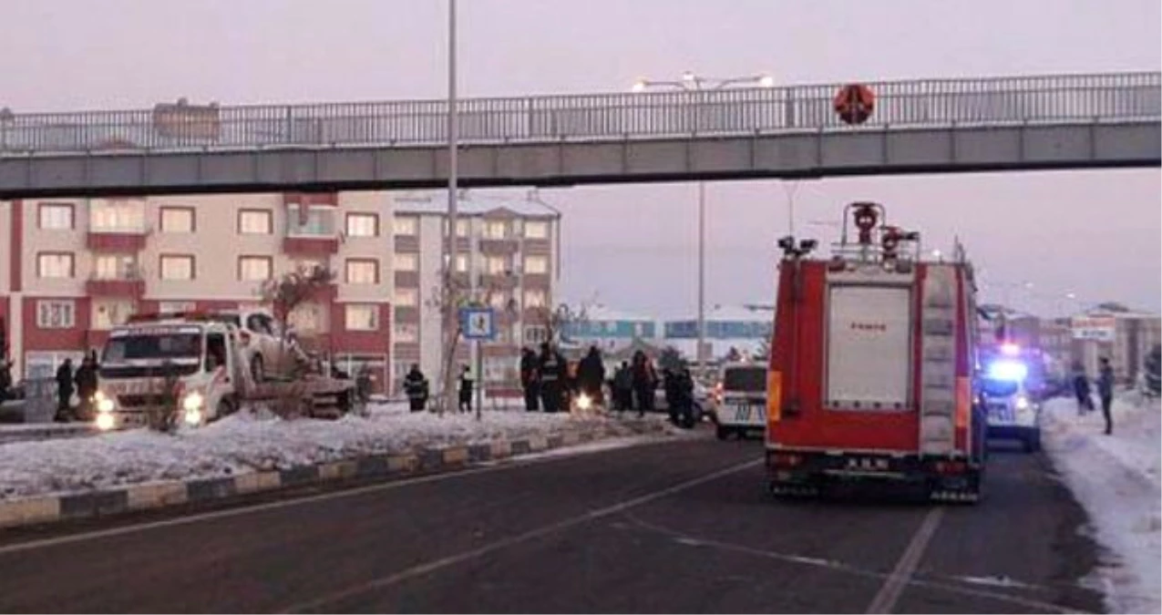Kars\'ta Trafik Kazası: 4 Yaralı