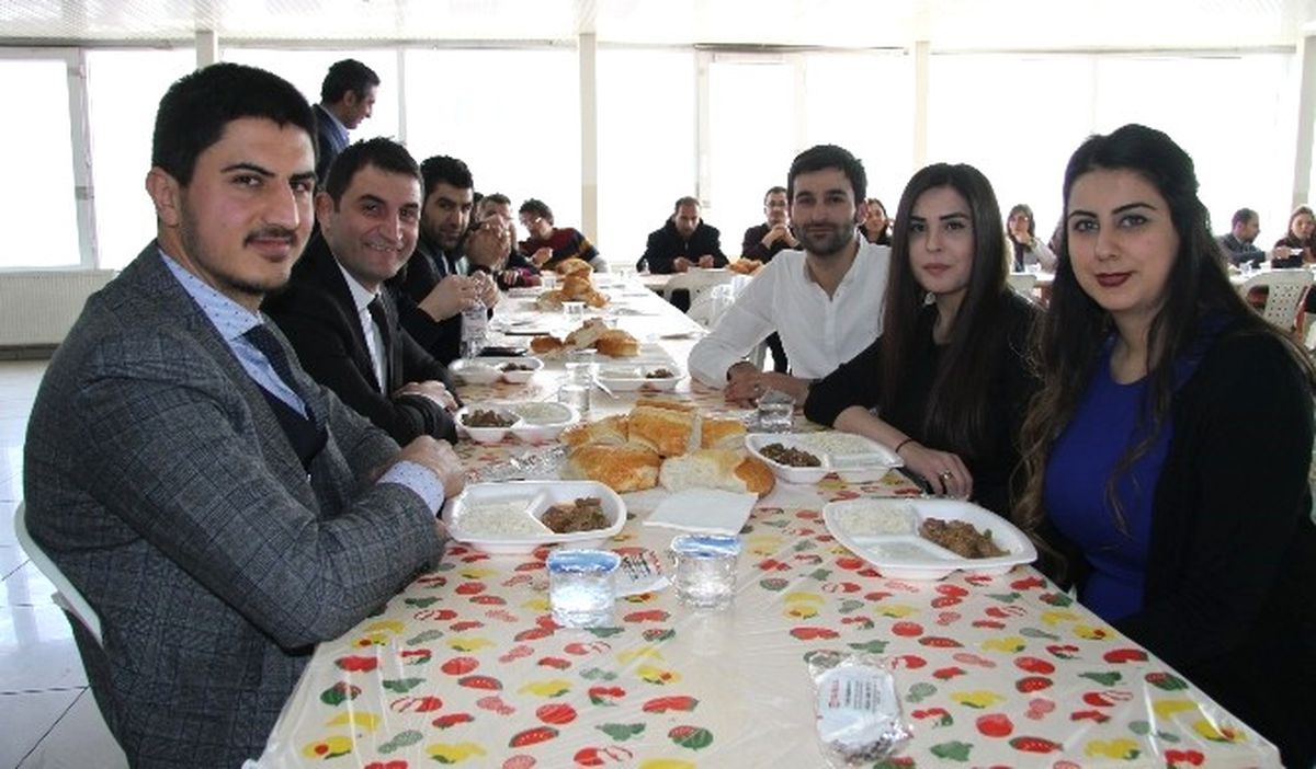 Kavram\'dan Dayanışma Yemeği