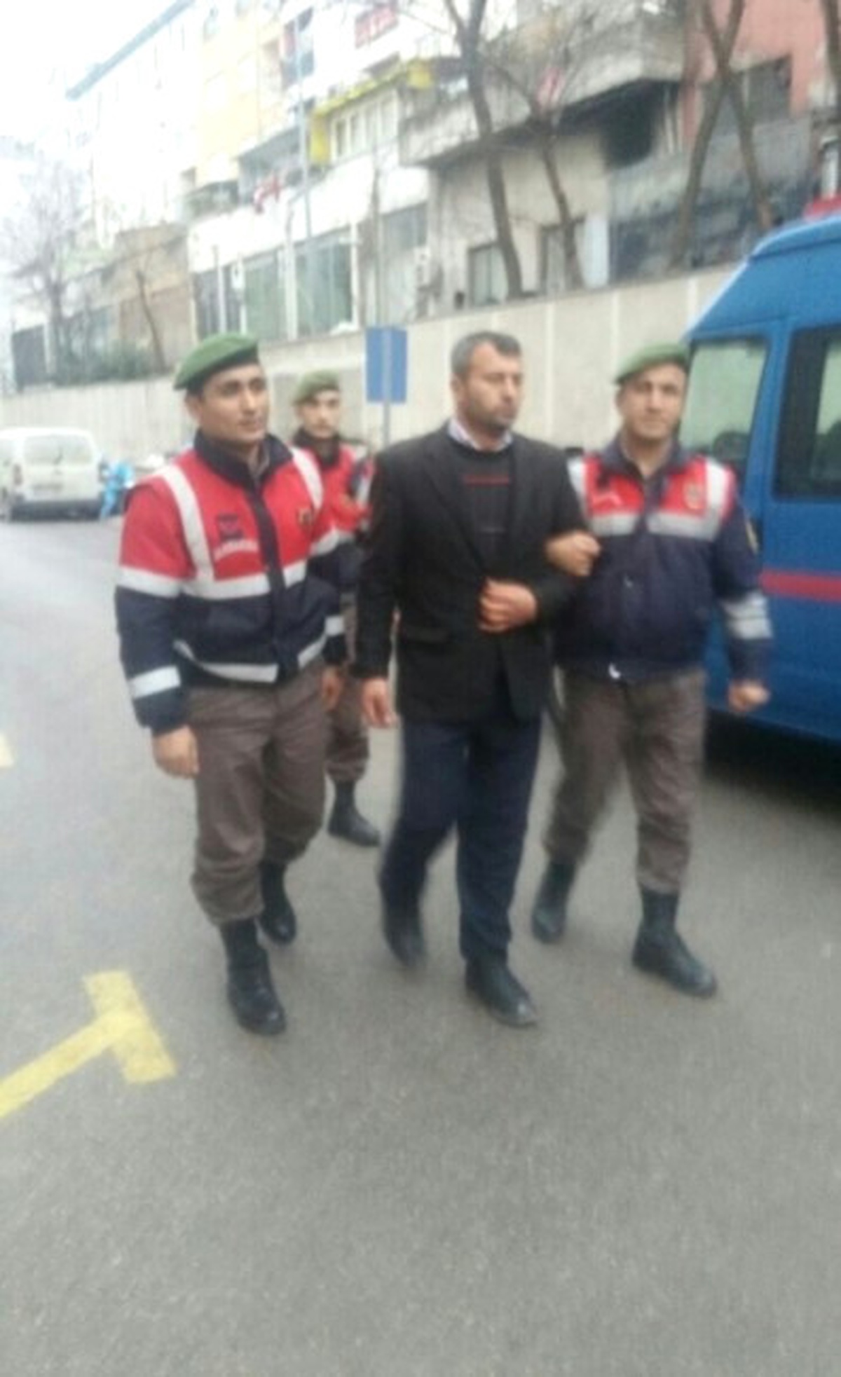 Kırmızı Bültenle Aranan Zehir Taciri Kavgaya Karışınca Yakalandı