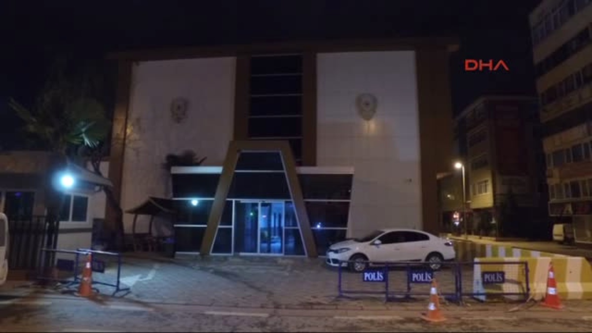 Kocaeli - Kaynanası ve Baldızını Öldüren Uzman Çavuş, Izmit\'e Getirildi