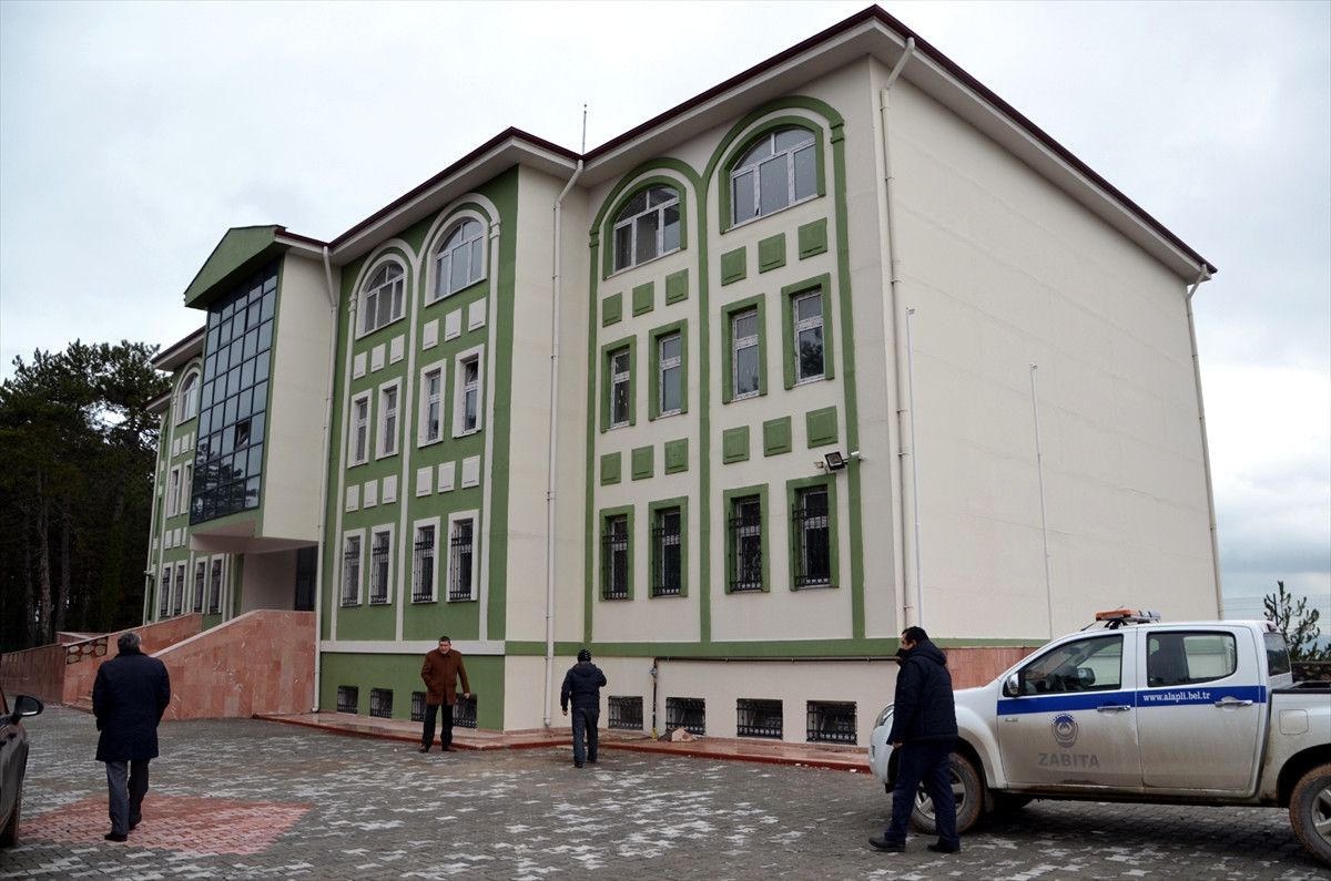 Okulun Eksiklerini Belediye Tamamlayacak