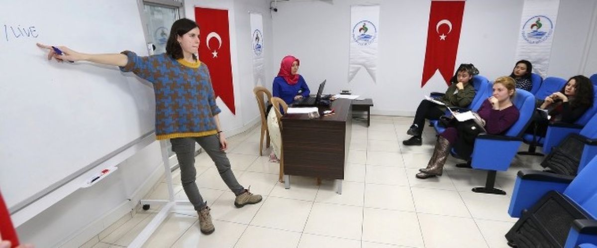 Pamukkale Belediyesi İngilizce Kursu Başladı