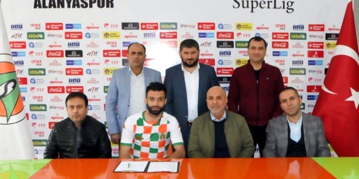 Paok\'tan Bir Transfer de Alanyaspor\'a